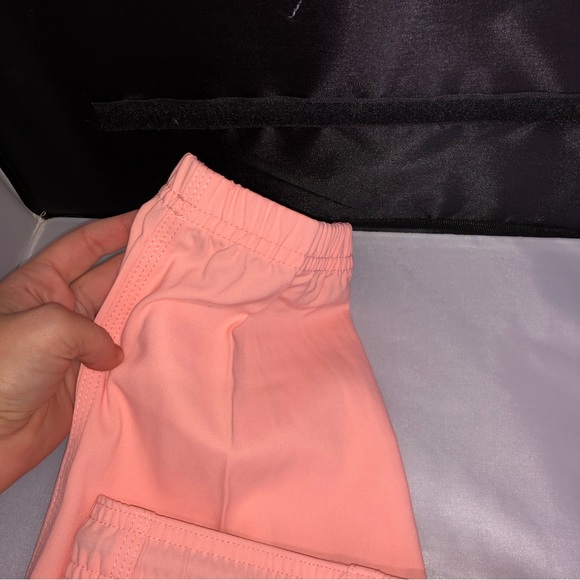 NWT Carhartt modern fit cargo jogger scrub pants color sorbet multi sizes - Picture 9 of 14